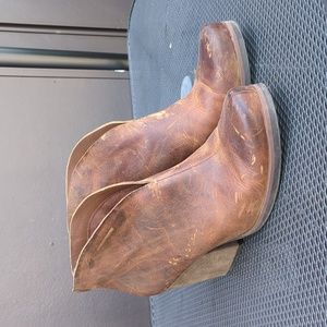 Kork-Ease Shamira Brown Leather Booties sz11